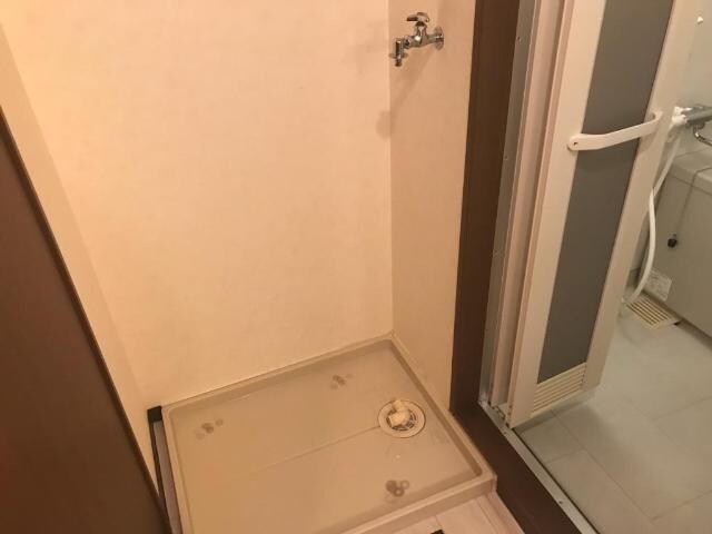 物件内観写真22　(洗濯機置場)