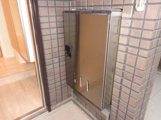 物件内観写真17　(宅配ボックス)
