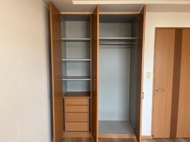 物件内観写真22　(クローゼット)