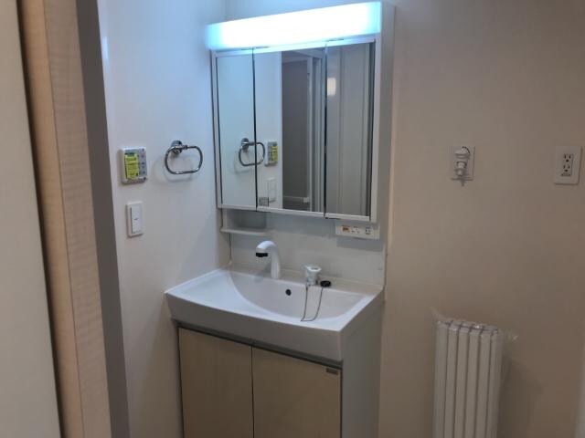 物件内観写真14　(洗髪洗面化粧台)