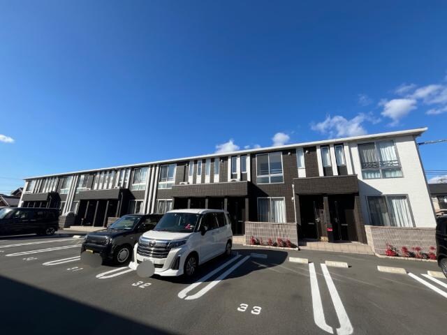 物件外観写真2　(外観写真（昼）)