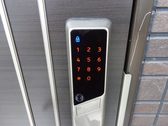 物件内観写真10　(電子錠)