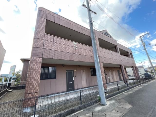 物件外観写真2　(外観写真（昼）)