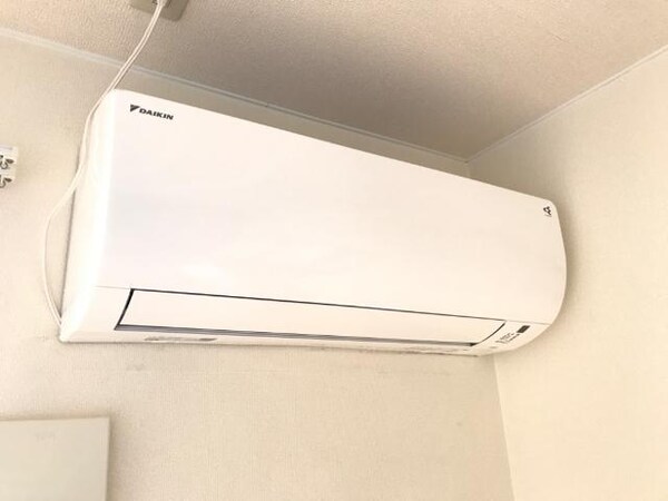 建物設備(エアコン)