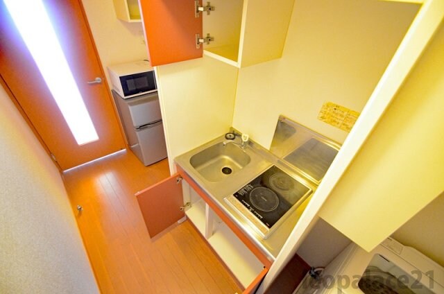 物件内観写真5　(備品や設備仕様は号室等により異なります現地をご確認下さい。　)