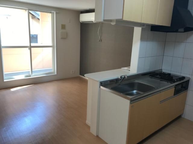 物件内観写真11　(リビング)