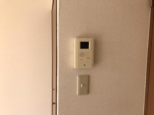 セキュリティ(カメラ付インターホン)