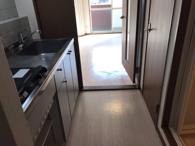 物件内観写真20　(キッチン～洋室)