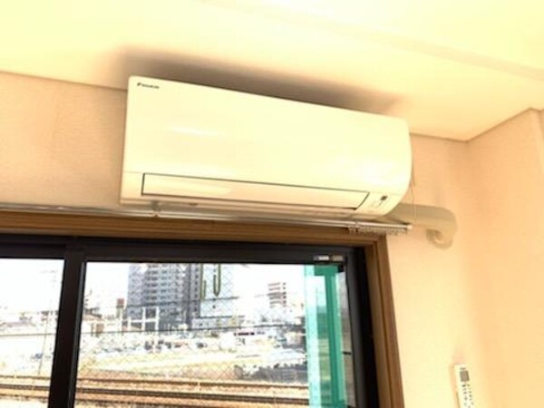 建物設備(エアコン)