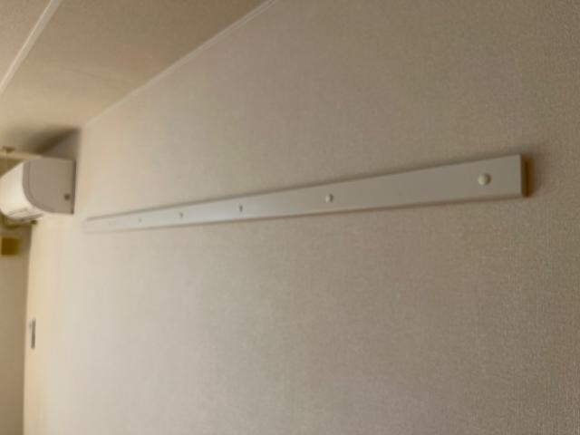 物件内観写真25　(ハンガー掛け)