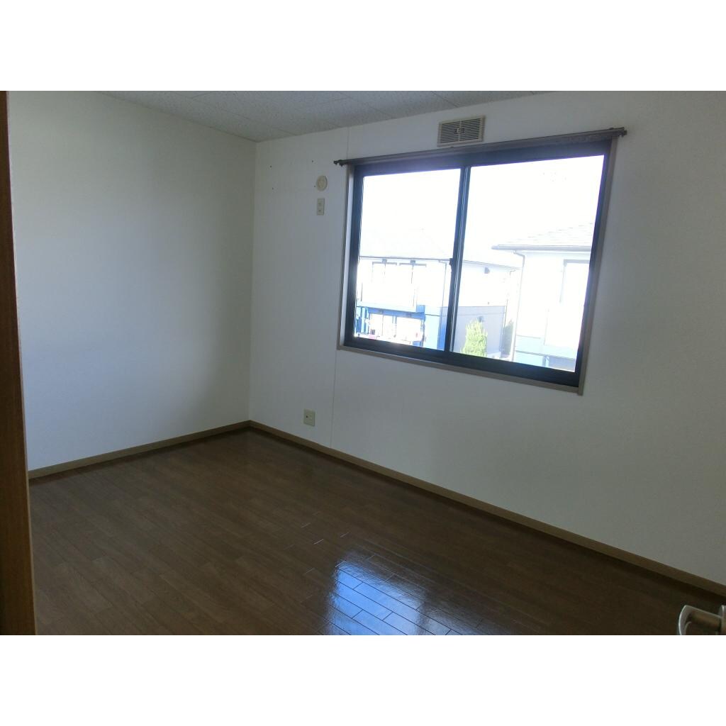 物件内観写真12　(洋室)