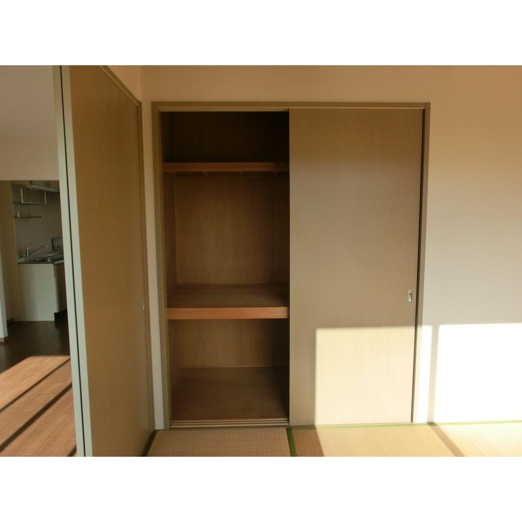 物件内観写真17　(収納)