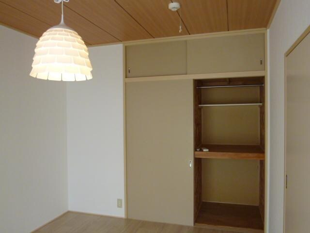 物件内観写真17　(洋室)