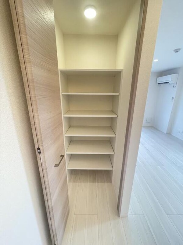 収納