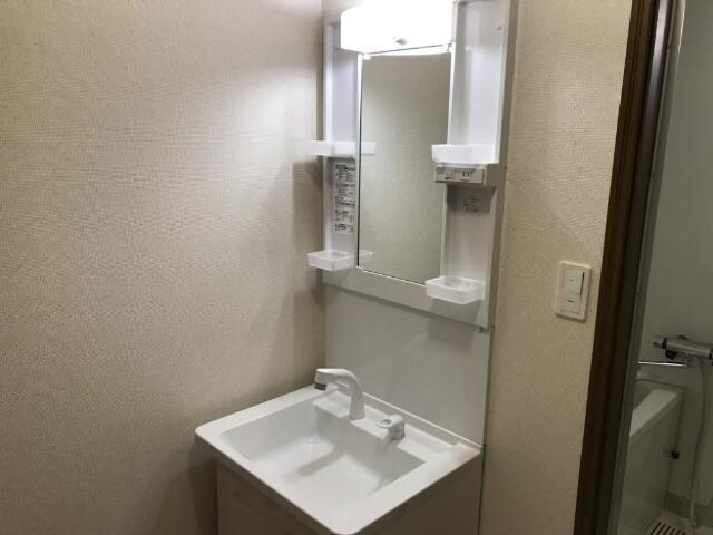 物件内観写真10　(洗髪洗面化粧台)