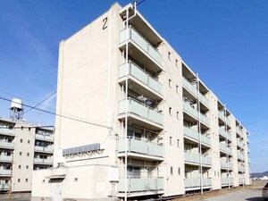 ビレッジハウス真備第二1号棟外観写真