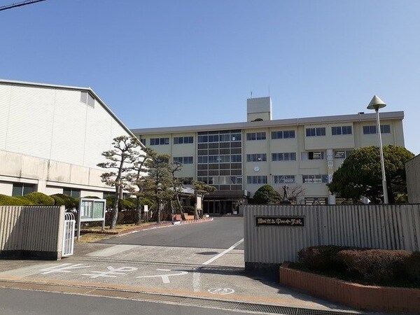 周辺環境(岡山市立中山小学校まで1500m)