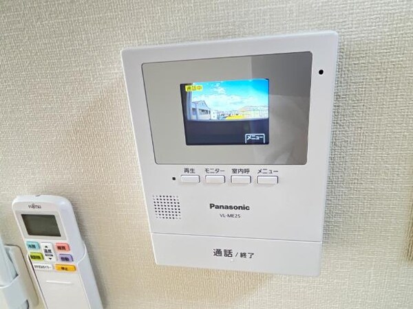 セキュリティ(カメラ付インターホン)