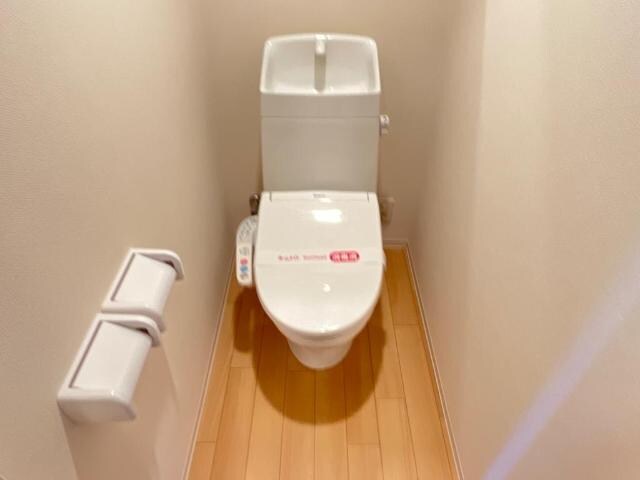 物件内観写真17　(シャワー付トイレ（イメージ）)