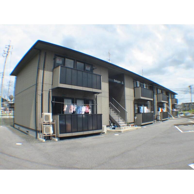 ソレジオ浜中 B