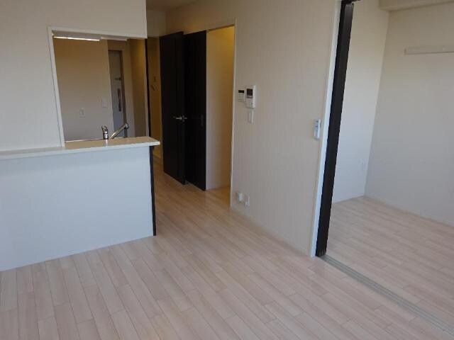 物件内観写真5　(リビング)