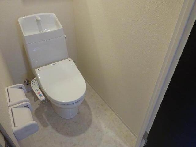 物件内観写真9　(トイレ)