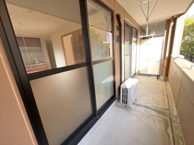 物件内観写真24　(ベランダ)