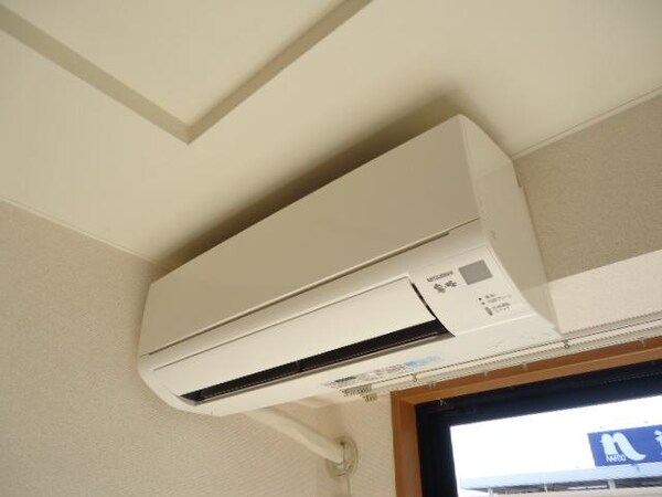 建物設備(エアコン)