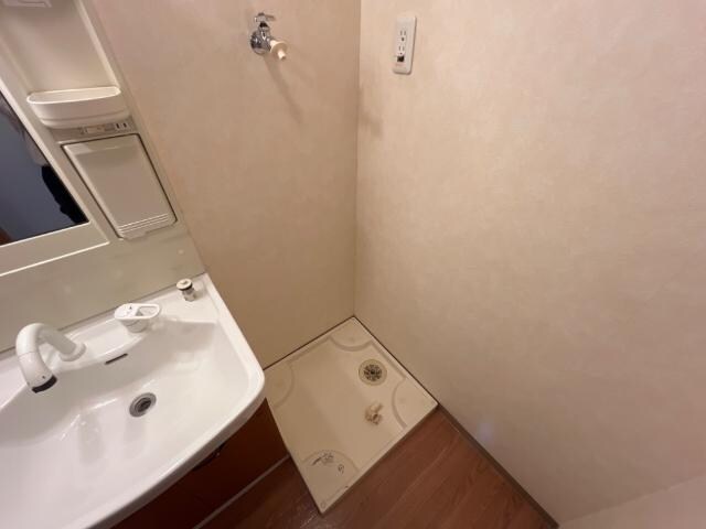 物件内観写真19　(洗濯機置場)