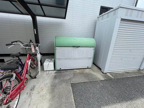 建物設備(駐輪場)