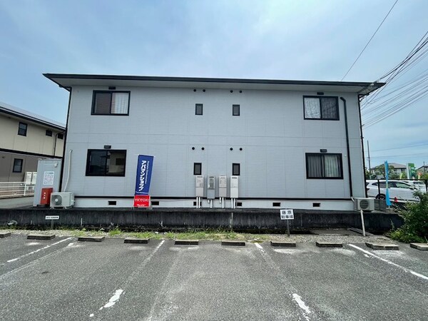外観(駐車場)