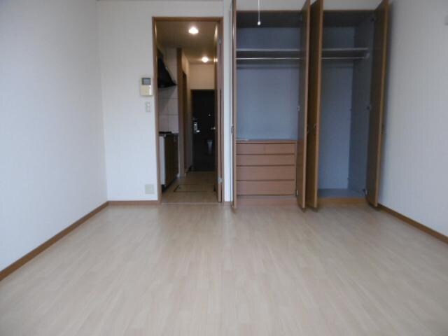 物件内観写真18　(洋室)