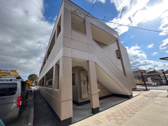 物件外観写真3　(外観写真（昼）)