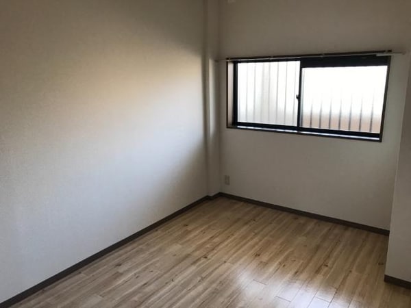 内装他(室内)