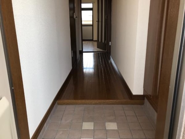 玄関(玄関)