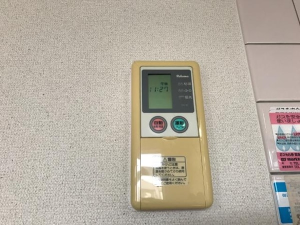 建物設備(給湯器リモコン)