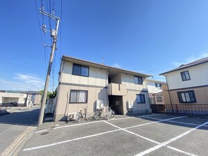 ふぁみーるみやけ外観写真