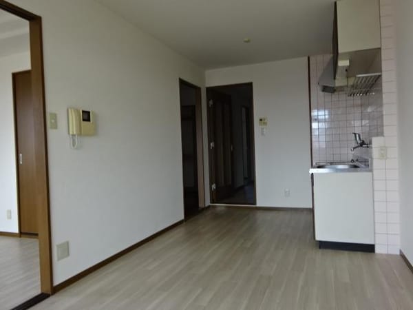 居室(ダイニングキッチン)