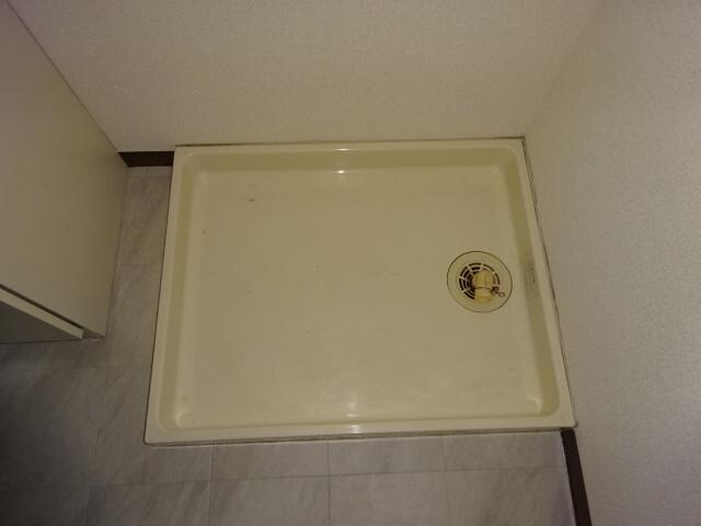 物件内観写真22　(洗濯機置場)