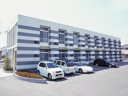 レオパレスウィル外観写真