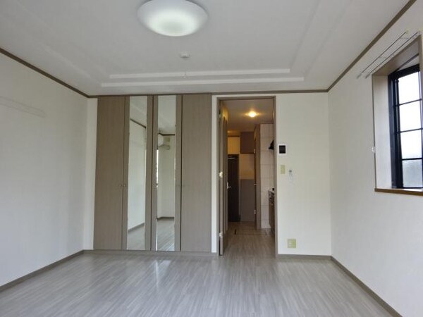 居室(洋室（エアコン・照明有）)