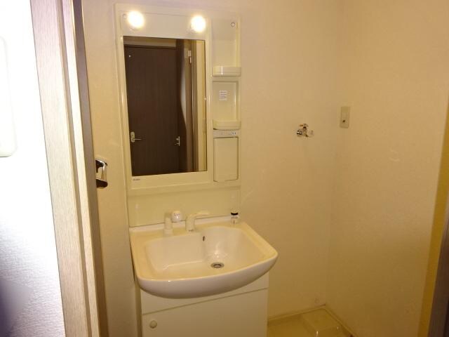 物件内観写真14　(洗髪洗面化粧台)