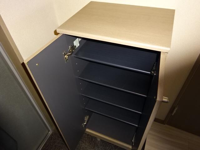 物件内観写真25　(下駄箱)