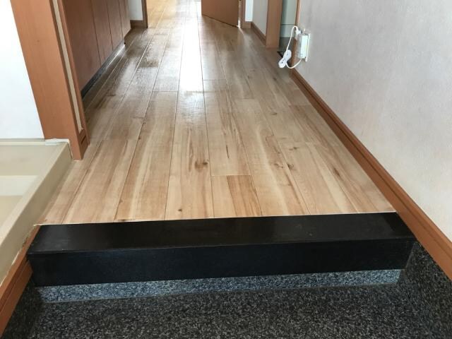 物件内観写真20　(玄関)