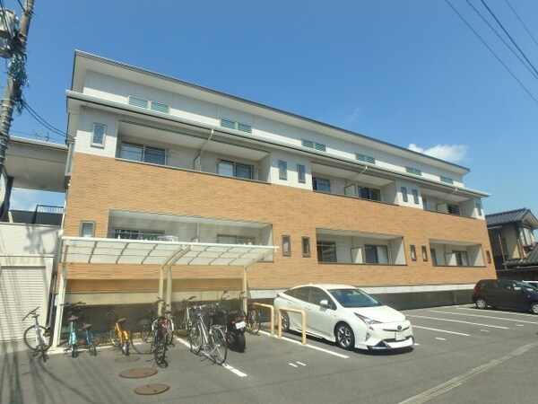 外観(松島　クレストウッド　1R+ロフト　外観)