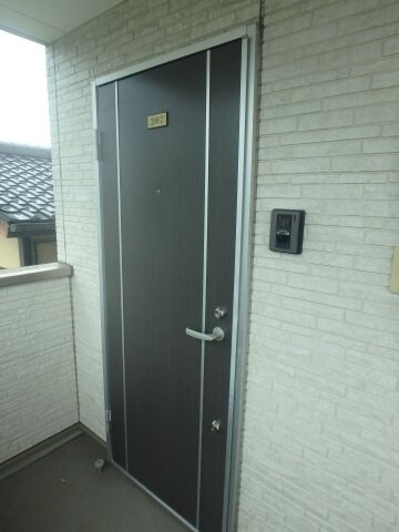 物件内観写真25　(松島　クレストウッド　1R+ロフト　玄関)