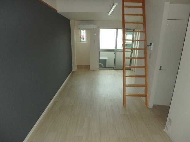 物件内観写真9　(松島　クレストウッド　1R+ロフト　洋室)