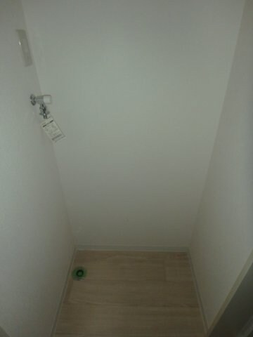 物件内観写真16　(松島　クレストウッド　1R+ロフト　室内洗濯機置場)