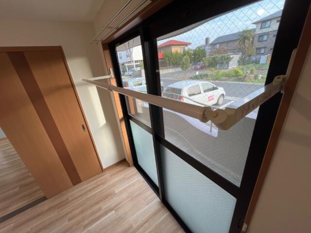 物件内観写真21　(室内物干)