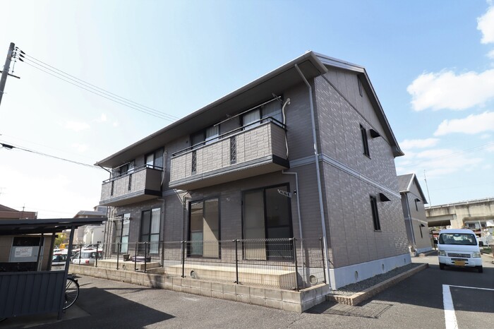 セレーノ・今保 A棟